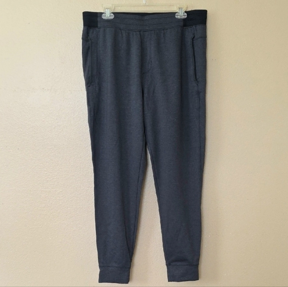 Rhone Men’s Gray Joggers Performance Athletic Pants Tapered Stretch Athleisure